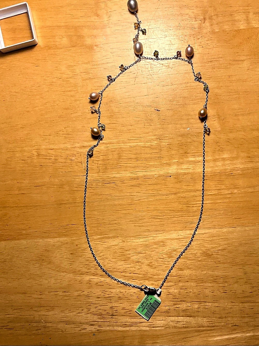 925 Silver 6.19 grams & Gold necklace with dyed fresh water pearls 18”